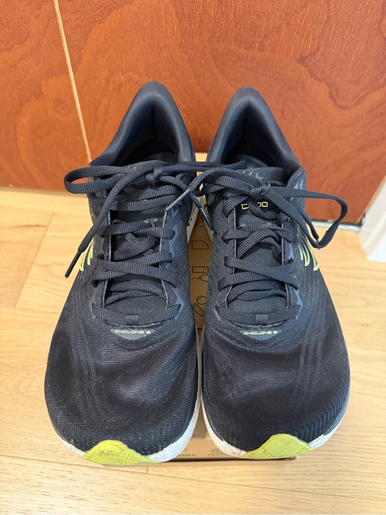 Topo Shoes - Topo Athletic Cyclone 3 Running/Walking shoes